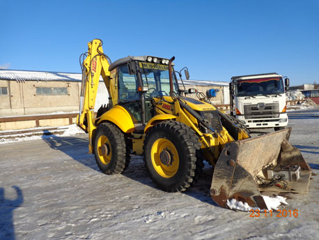 Колесный экскаватор-погрузчик New Holland LB 115B